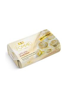 Pearly Shine With the Floral Scent of Jasmine